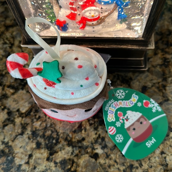 Holiday limited edition Squishmallow “Sivi” 1/8 in set - Picture 2 of 5